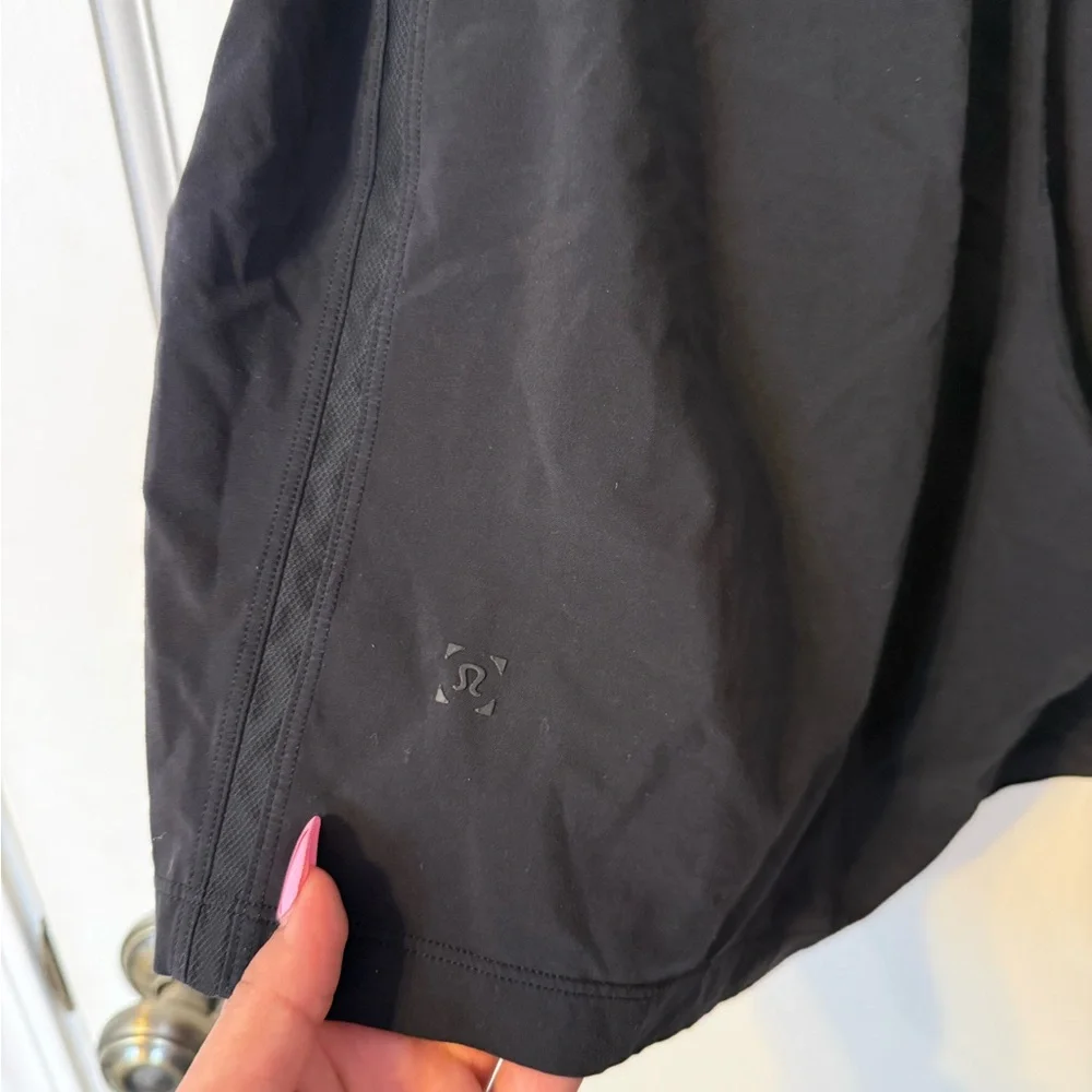 Lululemon Pace Breaker Black Athletic Shorts 7” - Picture 3 of 5